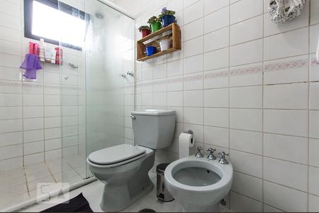 Banheiro da suíte de apartamento à venda com 1 quarto, 60m² em Jardim Colombo, São Paulo