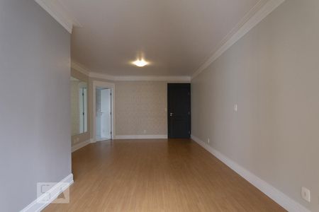 Sala de apartamento para alugar com 3 quartos, 75m² em Real Parque, São Paulo