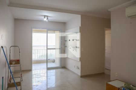 Sala de apartamento para alugar com 3 quartos, 75m² em Perdizes, São Paulo