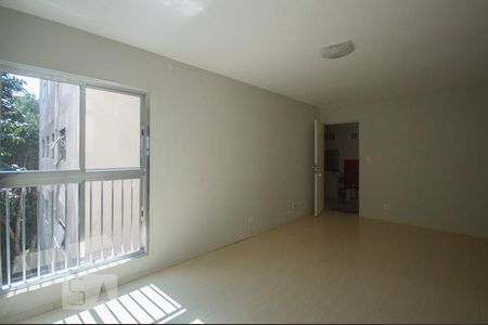 Sala de apartamento para alugar com 3 quartos, 68m² em Vila Vermelha, São Paulo