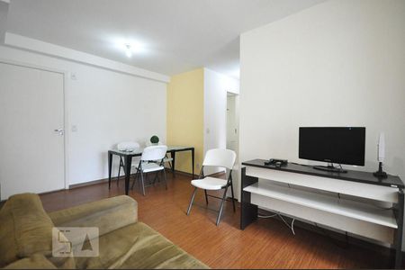 sala de apartamento para alugar com 3 quartos, 64m² em Vila Suzana, São Paulo
