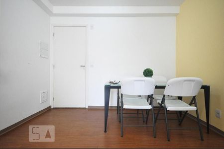 mesa de jantar de apartamento para alugar com 3 quartos, 64m² em Vila Suzana, São Paulo