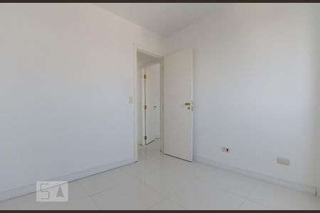 Quarto 1 de apartamento para alugar com 2 quartos, 110m² em Santa Teresinha, São Paulo
