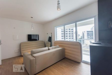 Sala de apartamento para alugar com 1 quarto, 50m² em Jardim Europa, São Paulo