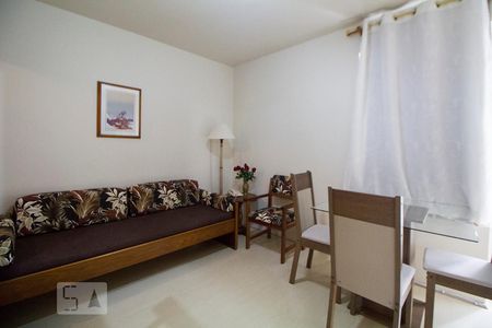 Sala de apartamento para alugar com 1 quarto, 42m² em Cerqueira César, São Paulo