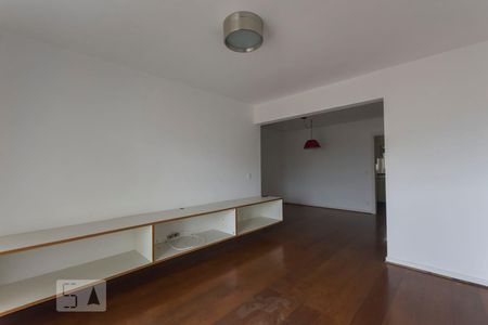 Quarto de apartamento para alugar com 3 quartos, 105m² em Sumarezinho, São Paulo