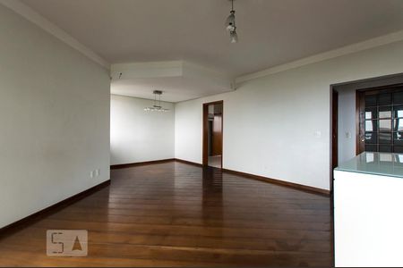 Sala de apartamento para alugar com 3 quartos, 145m² em Paraisópolis, São Paulo