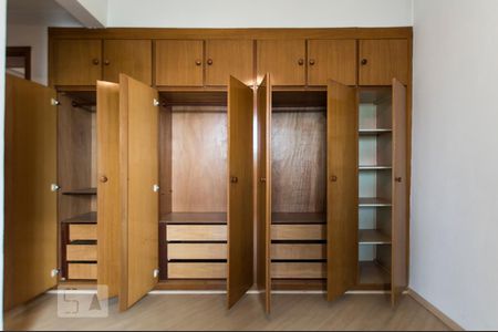 Suíte de apartamento para alugar com 3 quartos, 145m² em Paraisópolis, São Paulo