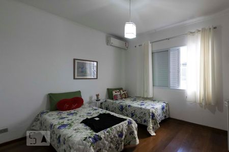 Quarto 2 de casa à venda com 3 quartos, 260m² em Vila Mariana, São Paulo