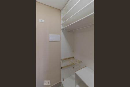 Closet de kitnet/studio para alugar com 1 quarto, 25m² em Vila Augusta, Guarulhos