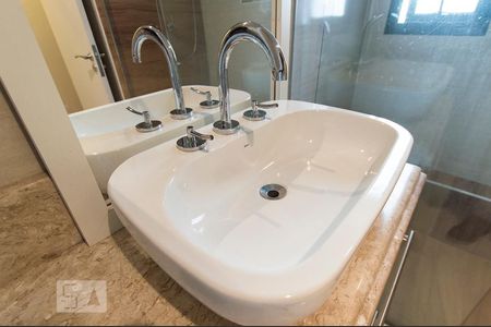 Apartamento à venda com 157m², 3 quartos e 3 vagas Apartamento à venda com 157m², 3 quartos e 3 vagasBanheiro