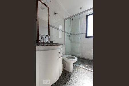 Apartamento à venda com 157m², 3 quartos e 3 vagas Apartamento à venda com 157m², 3 quartos e 3 vagasBanheiro da suíte 3