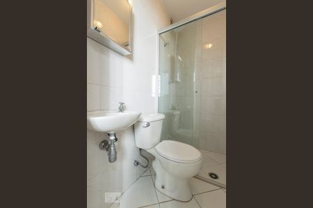 Apartamento à venda com 157m², 3 quartos e 3 vagas Apartamento à venda com 157m², 3 quartos e 3 vagasBanheiro de serviço