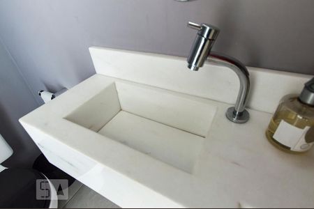 Lavabo de apartamento para alugar com 1 quarto, 48m² em Vila Andrade, São Paulo