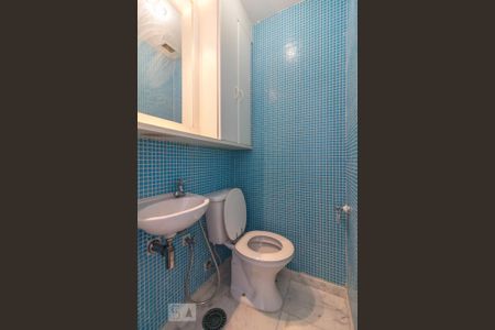 Lavabo de apartamento para alugar com 1 quarto, 45m² em Bela Vista, São Paulo