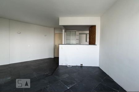 Sala de apartamento para alugar com 2 quartos, 50m² em Jardim Arpoador, São Paulo