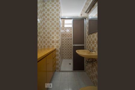 Banheiro de apartamento para alugar com 2 quartos, 68m² em Vila Cordeiro, São Paulo