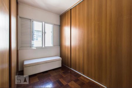 Closet da suíte de apartamento à venda com 2 quartos, 70m² em Jardim das Bandeiras, São Paulo