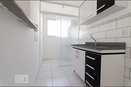 Cozinha de apartamento para alugar com 2 quartos, 50m² em Loteamento Parque São Martinho, Campinas