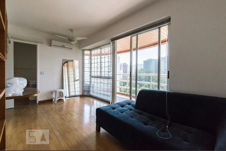 Sala de apartamento para alugar com 1 quarto, 50m² em Jardim Londrina, São Paulo