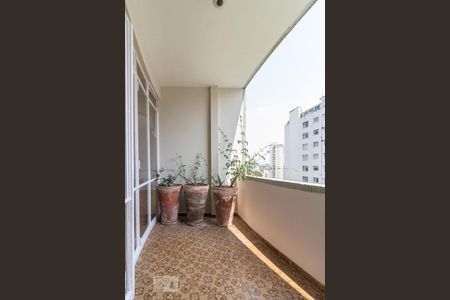 Varanda de apartamento para alugar com 3 quartos, 167m² em Higienópolis, São Paulo