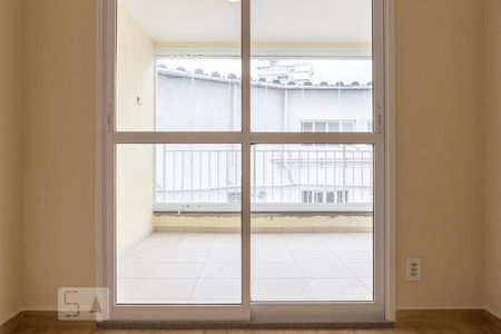 Sacada de apartamento para alugar com 2 quartos, 64m² em Vila Ipojuca, São Paulo