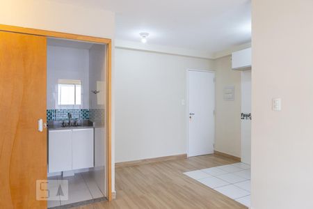 Sala de apartamento para alugar com 2 quartos, 64m² em Vila Ipojuca, São Paulo