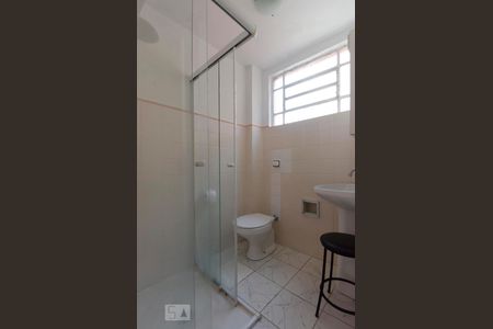 Banheiro de apartamento à venda com 2 quartos, 55m² em Perdizes, São Paulo