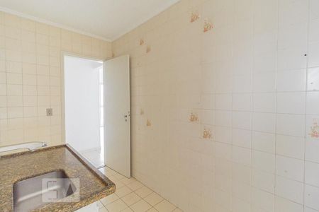 Cozinha de apartamento para alugar com 2 quartos, 55m² em Vila Regente Feijó, São Paulo