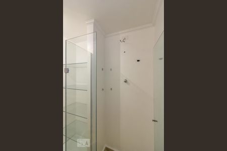Banheiro de apartamento para alugar com 1 quarto, 83m² em Consolação, São Paulo
