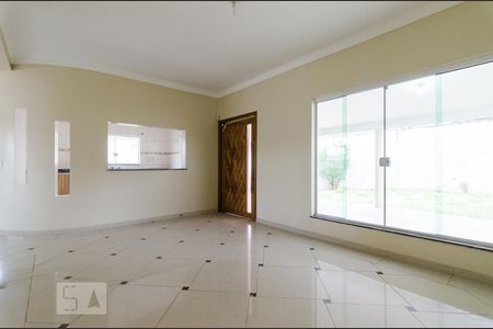 Sala de casa à venda com 3 quartos, 300m² em Parque Beatriz, Campinas