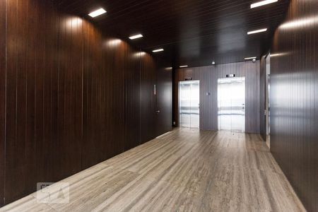 Hall social de apartamento para alugar com 1 quarto, 100m² em Vila Olímpia, São Paulo