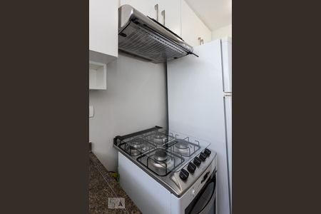 Cozinha de apartamento para alugar com 2 quartos, 100m² em Itaim Bibi, São Paulo