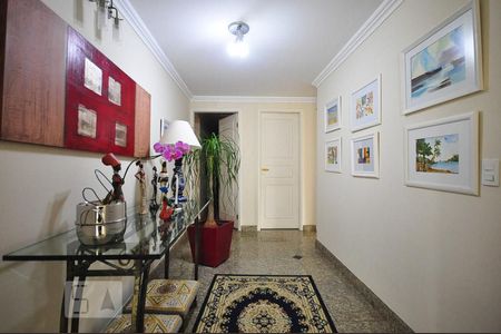 hall de entrada de apartamento para alugar com 4 quartos, 254m² em Vila Andrade, São Paulo