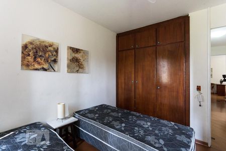 Quarto de apartamento à venda com 3 quartos, 110m² em Vila Olimpia, São Paulo