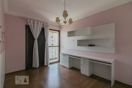 Suíte 2 de apartamento à venda com 4 quartos, 296m² em Vila Bastos, Santo André
