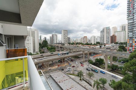 Varanda Vista de kitnet/studio para alugar com 1 quarto, 37m² em Brooklin Paulista, São Paulo