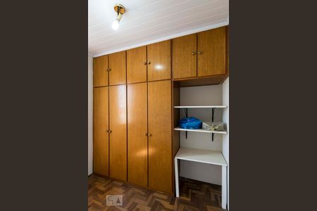 Quarto 1 (Armários) de apartamento à venda com 3 quartos, 74m² em Vila Moinho Velho, São Paulo