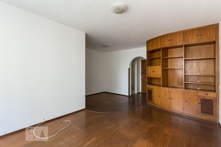 Apartamento à venda com 80m², 2 quartos e 1 vagaSala