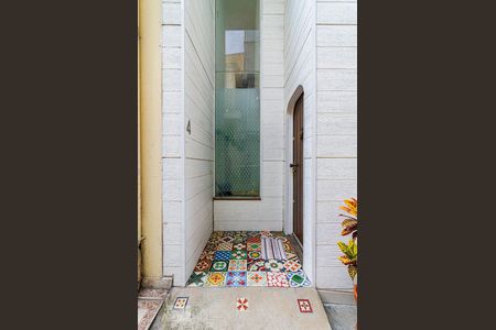 Casa à venda com 81m², 1 quarto e sem vaga Casa à venda com 81m², 1 quarto e sem vagaFachada