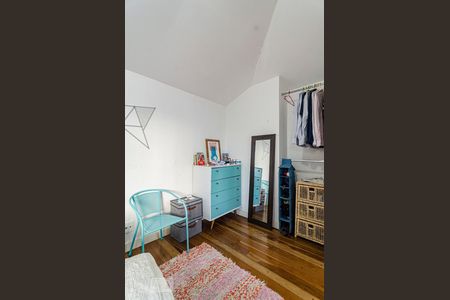 Casa à venda com 81m², 1 quarto e sem vaga Casa à venda com 81m², 1 quarto e sem vagaQuarto