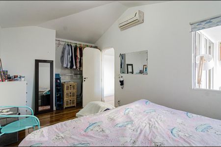 Casa à venda com 81m², 1 quarto e sem vaga Casa à venda com 81m², 1 quarto e sem vagaQuarto