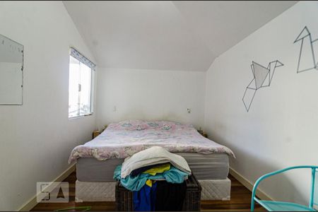 Casa à venda com 81m², 1 quarto e sem vaga Casa à venda com 81m², 1 quarto e sem vagaQuarto