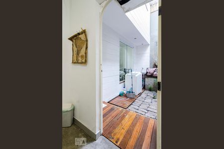 Casa à venda com 81m², 1 quarto e sem vaga Casa à venda com 81m², 1 quarto e sem vagaLavabo