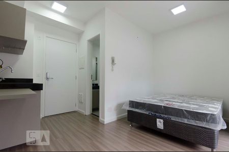 Quarto - sala - cozinha de kitnet/studio para alugar com 1 quarto, 48m² em Perdizes, São Paulo