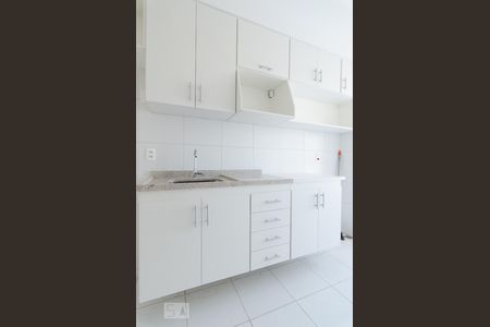 Cozinha de apartamento para alugar com 1 quarto, 50m² em Vila Lídia, Campinas