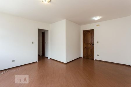 Sala de apartamento para alugar com 3 quartos, 99m² em Indianópolis, São Paulo