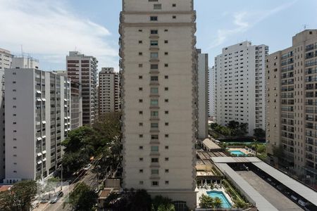 Vista de apartamento para alugar com 3 quartos, 99m² em Indianópolis, São Paulo