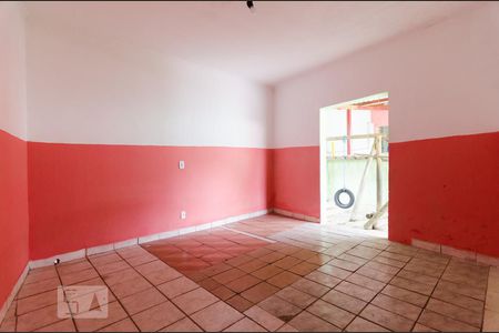 Casa à venda com 300m², 3 quartos e 3 vagas Casa à venda com 300m², 3 quartos e 3 vagasEdícula - quarto