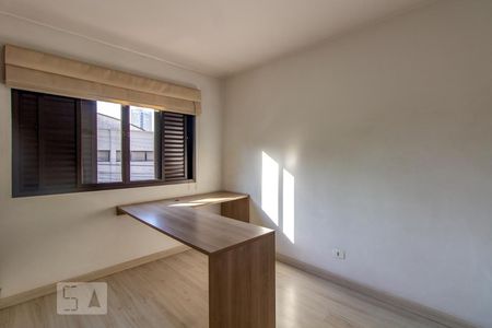 Quarto 1 de apartamento para alugar com 2 quartos, 75m² em Chácara Califórnia, São Paulo